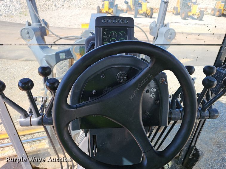 image for item EJ5671 2012 John Deere 770G motor grader