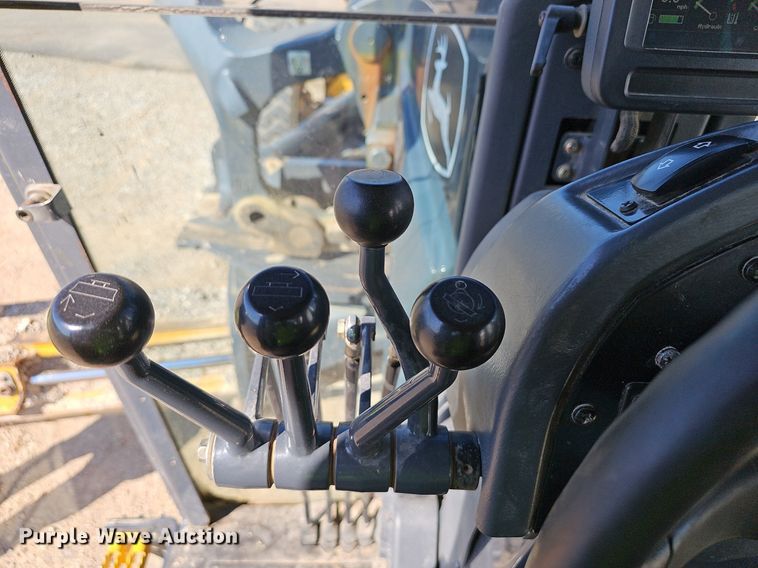 image for item EJ5671 2012 John Deere 770G motor grader