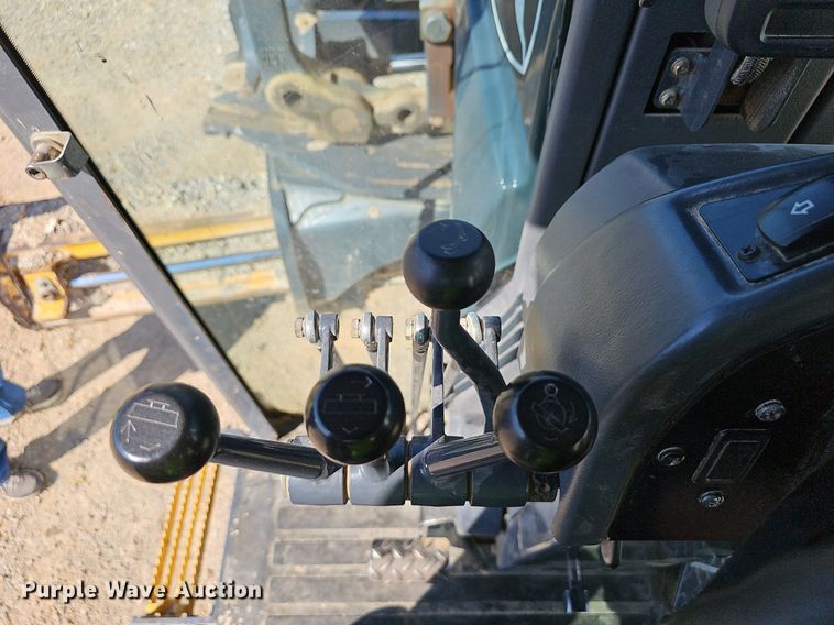 image for item EJ5671 2012 John Deere 770G motor grader