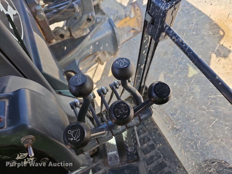 image for item EJ5671 2012 John Deere 770G motor grader