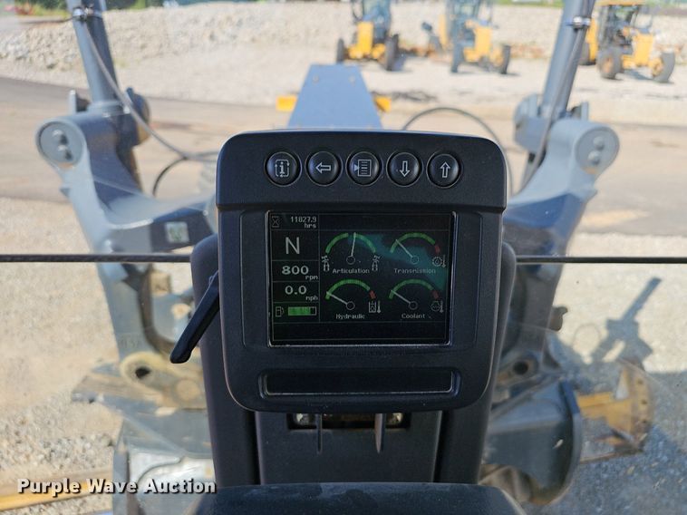 image for item EJ5671 2012 John Deere 770G motor grader