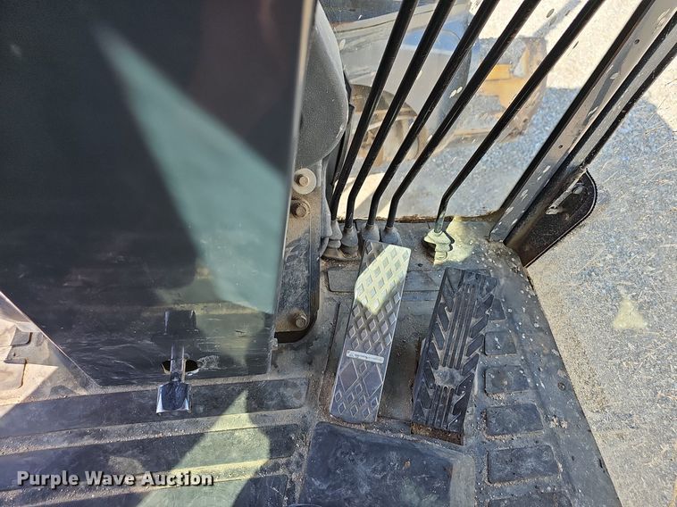 image for item EJ5671 2012 John Deere 770G motor grader