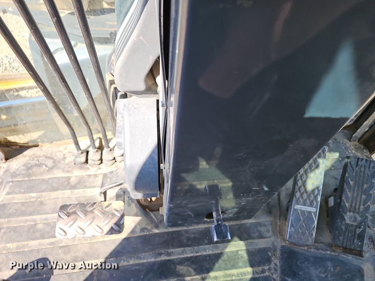 image for item EJ5671 2012 John Deere 770G motor grader