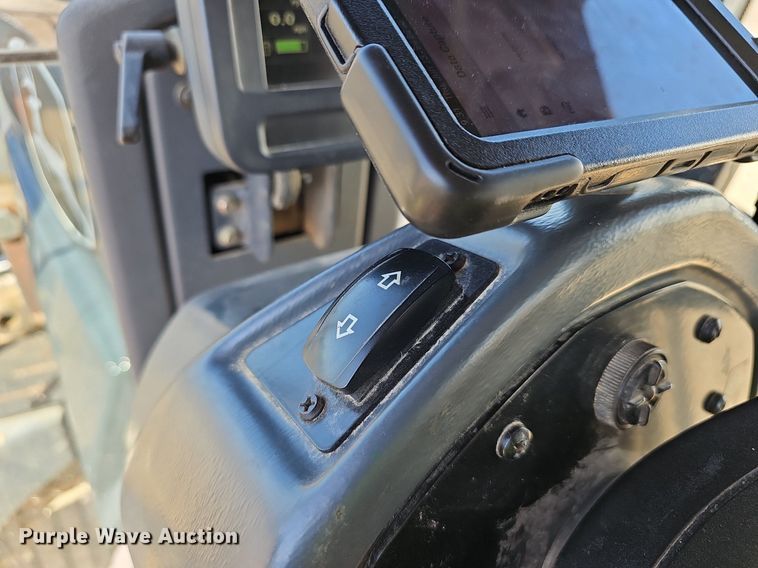 image for item EJ5671 2012 John Deere 770G motor grader