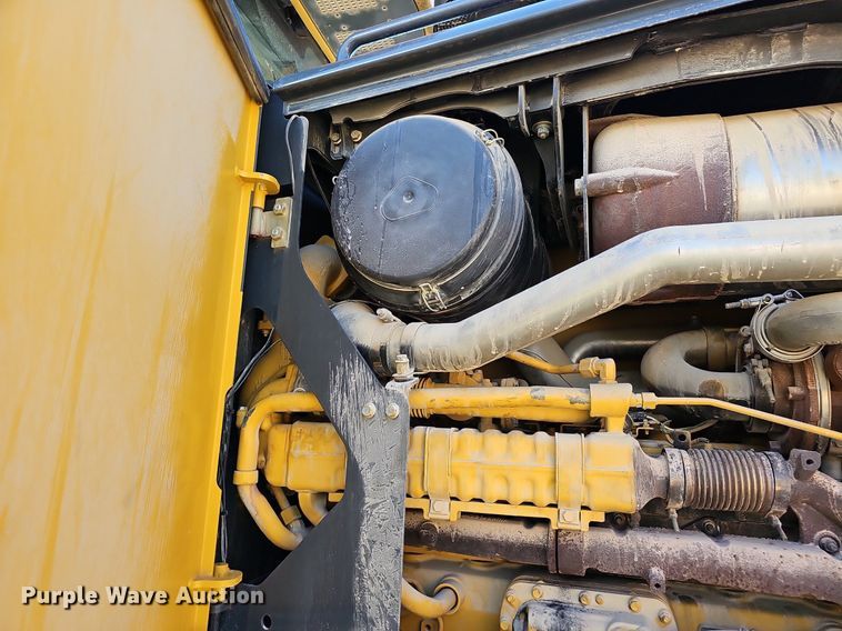 image for item EJ5671 2012 John Deere 770G motor grader