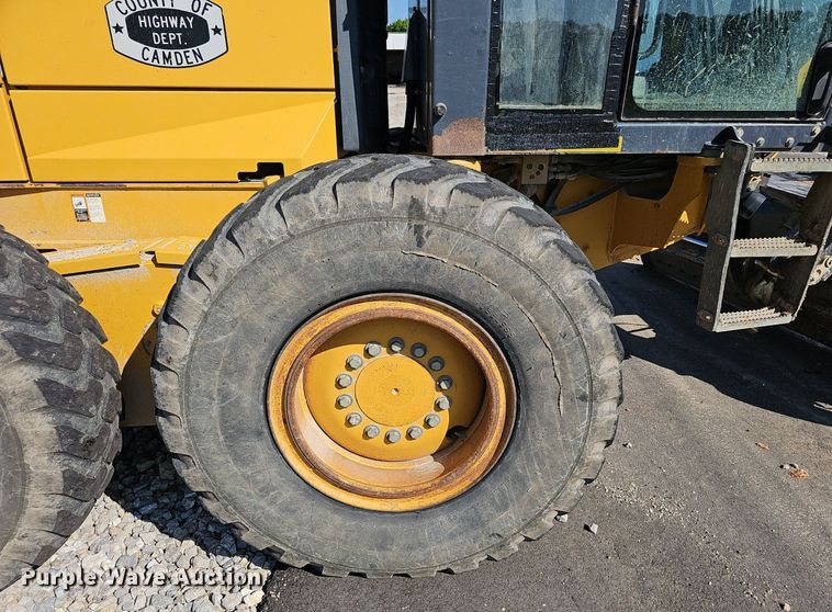 image for item EJ5671 2012 John Deere 770G motor grader