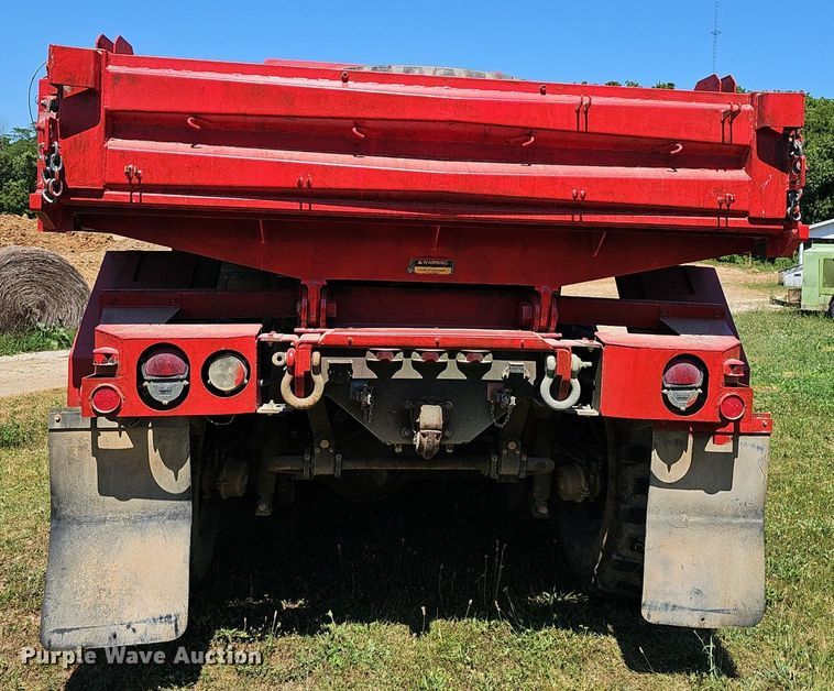 image for item EJ5712 1994 Stewart & Stevenson MTV M-1090 dump truck