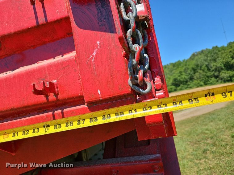 image for item EJ5712 1994 Stewart & Stevenson MTV M-1090 dump truck