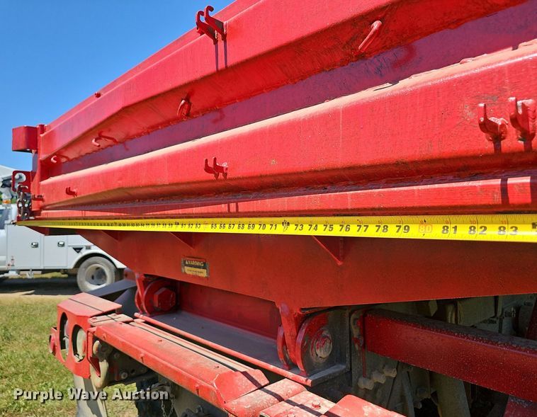 image for item EJ5712 1994 Stewart & Stevenson MTV M-1090 dump truck