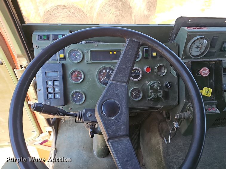 image for item EJ5712 1994 Stewart & Stevenson MTV M-1090 dump truck