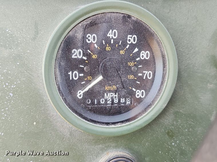 image for item EJ5712 1994 Stewart & Stevenson MTV M-1090 dump truck