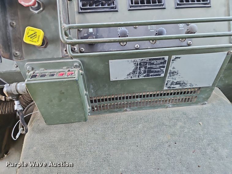 image for item EJ5712 1994 Stewart & Stevenson MTV M-1090 dump truck