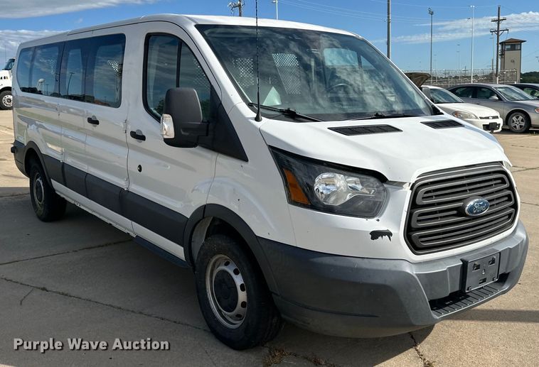 image for item EJ6842 2016 Ford Transit 350 van