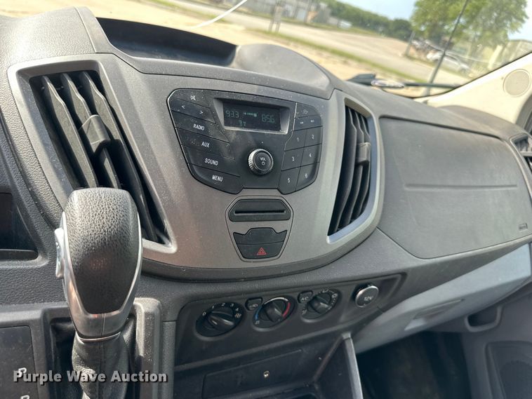 image for item EJ6842 2016 Ford Transit 350 van