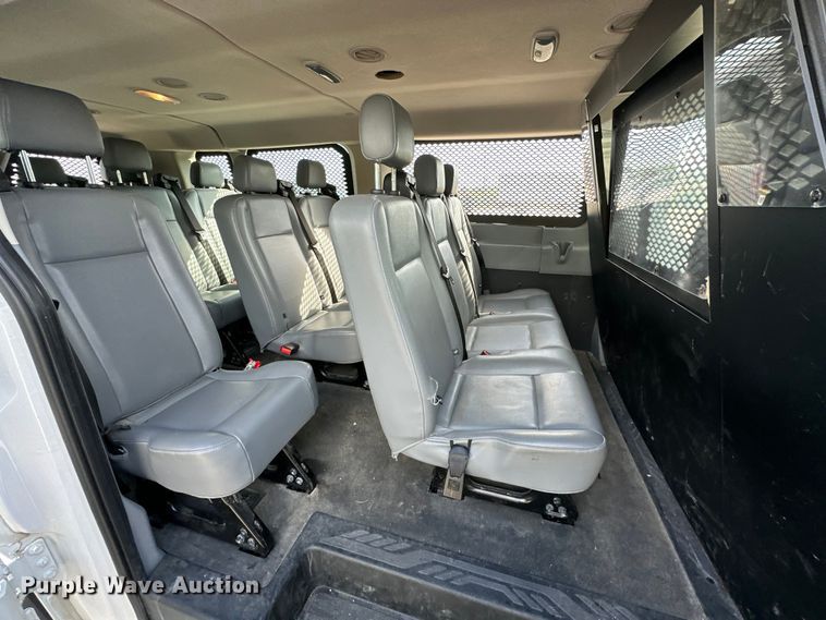 image for item EJ6842 2016 Ford Transit 350 van