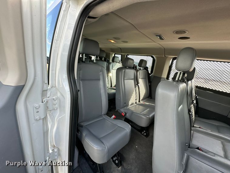 image for item EJ6842 2016 Ford Transit 350 van