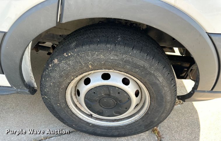 image for item EJ6842 2016 Ford Transit 350 van