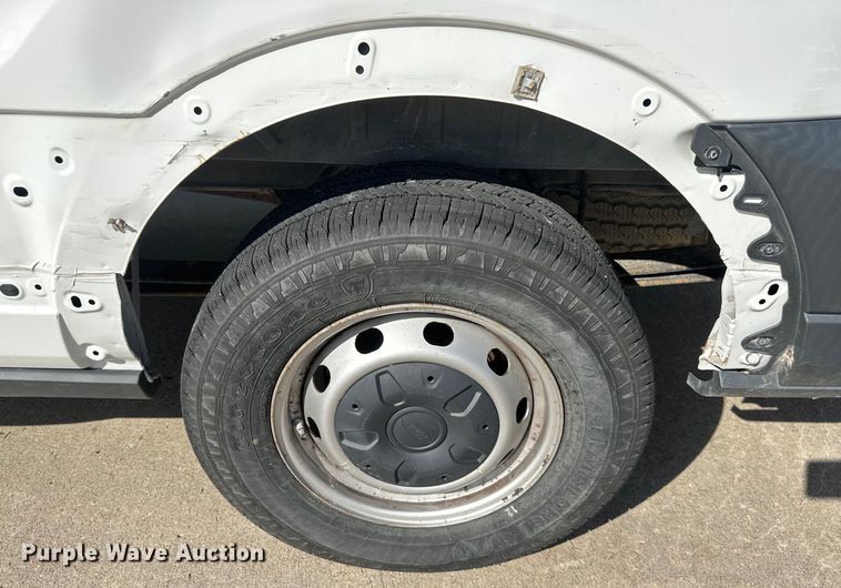 image for item EJ6842 2016 Ford Transit 350 van