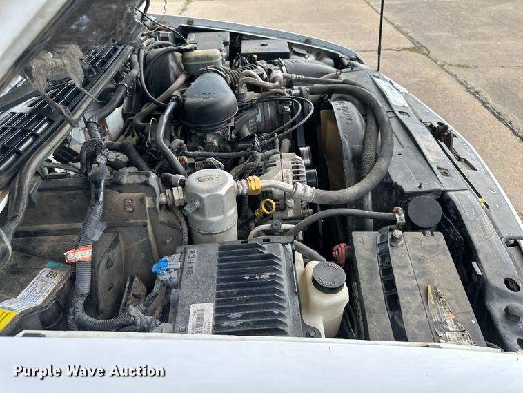 image for item EJ6843 1999 Chevrolet  Blazer  SUV