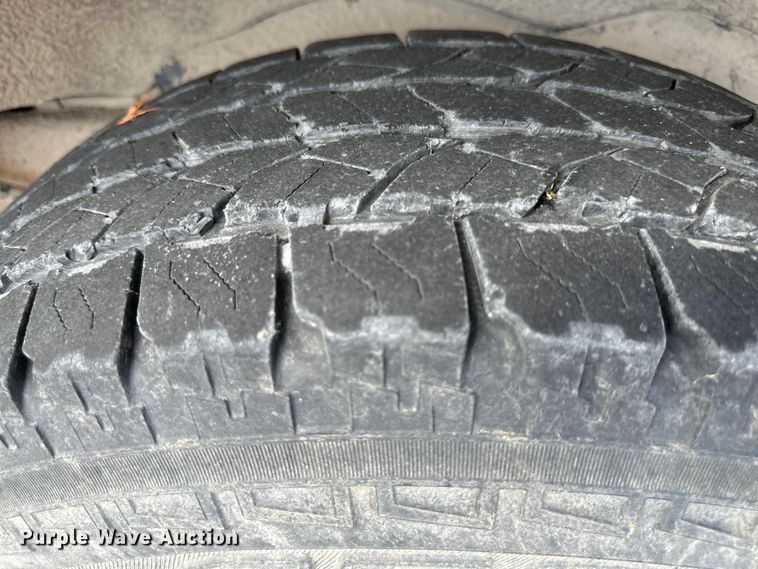 image for item EJ6843 1999 Chevrolet  Blazer  SUV