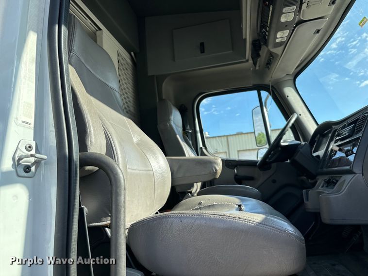 image for item EJ6844 2013 Freightliner  M2106 prisoner transport shuttle bus 