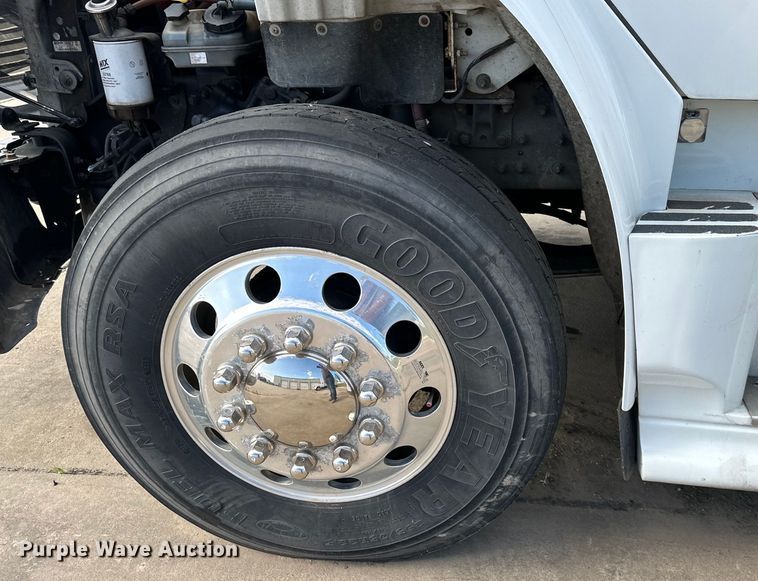 image for item EJ6844 2013 Freightliner  M2106 prisoner transport shuttle bus 