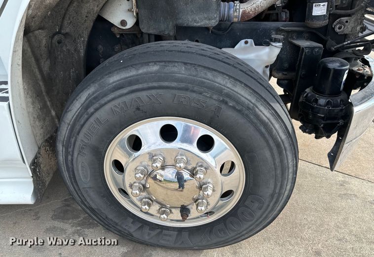 image for item EJ6844 2013 Freightliner  M2106 prisoner transport shuttle bus 