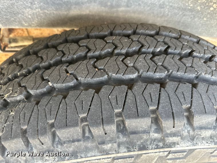 image for item EJ6845 2003 Chevrolet  Express 1500 van