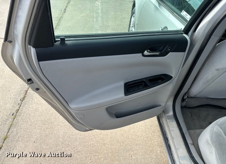 image for item EJ6847 2008 Chevrolet  Impala LS 