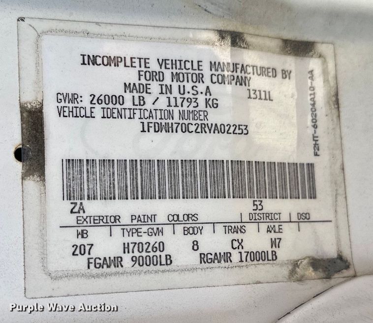 image for item EJ6850 1994 Ford CF7000 box truck