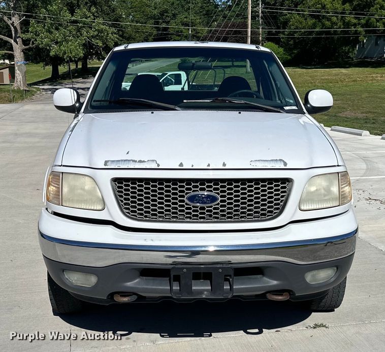 image for item EJ6864 2001 Ford F150 pickup truck