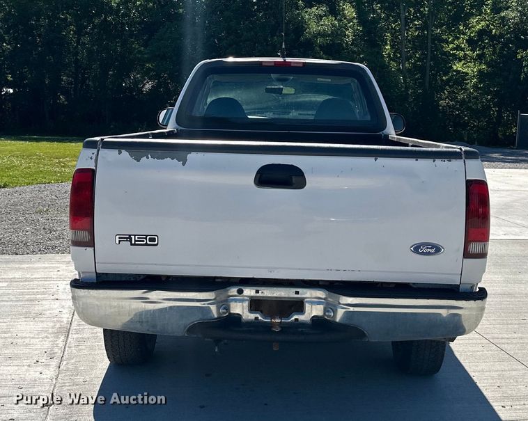 image for item EJ6864 2001 Ford F150 pickup truck