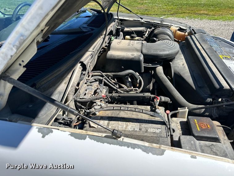 image for item EJ6864 2001 Ford F150 pickup truck