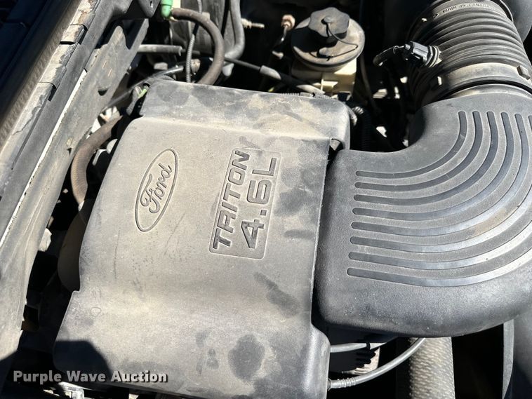 image for item EJ6864 2001 Ford F150 pickup truck