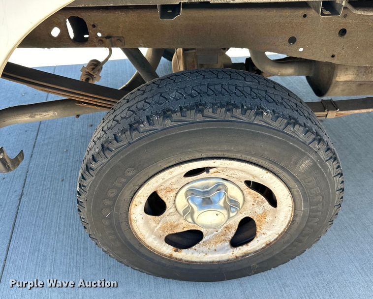 image for item EJ6864 2001 Ford F150 pickup truck