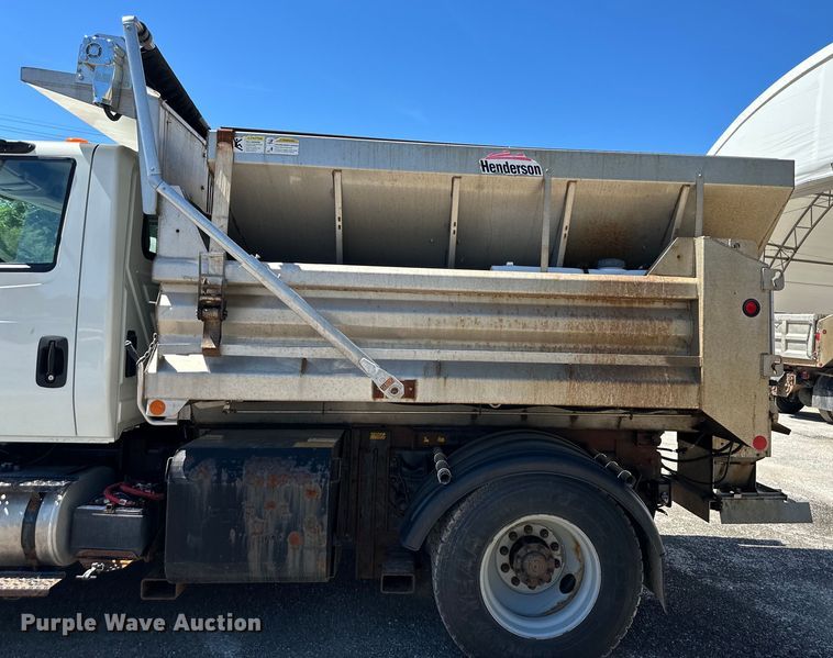 image for item EJ6868 2015 International  7300 dump truck