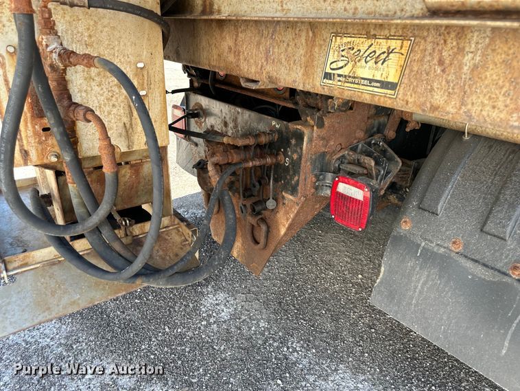 image for item EJ6868 2015 International  7300 dump truck