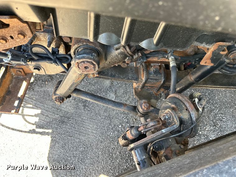 image for item EJ6868 2015 International  7300 dump truck