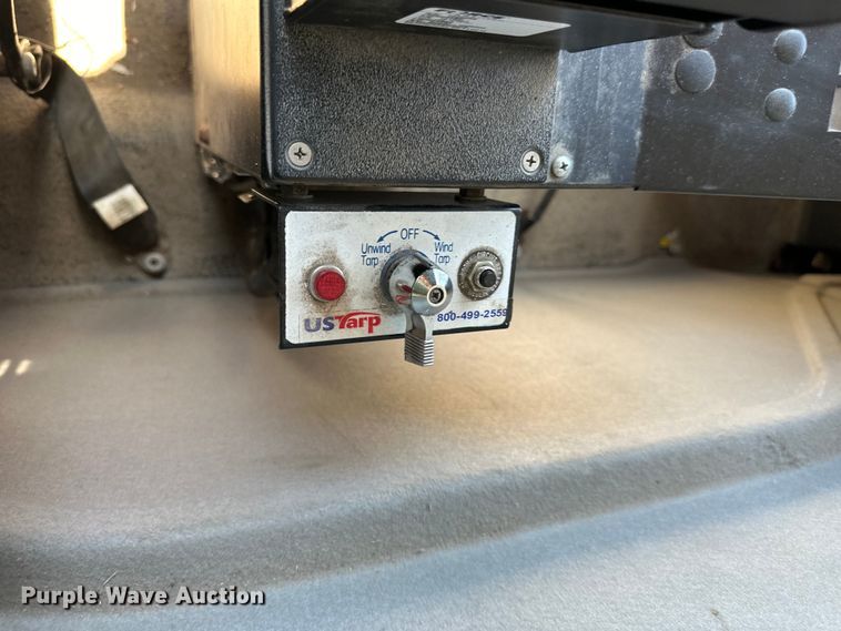 image for item EJ6868 2015 International  7300 dump truck