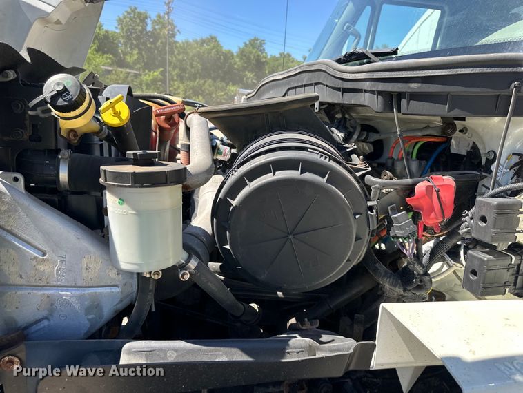 image for item EJ6868 2015 International  7300 dump truck