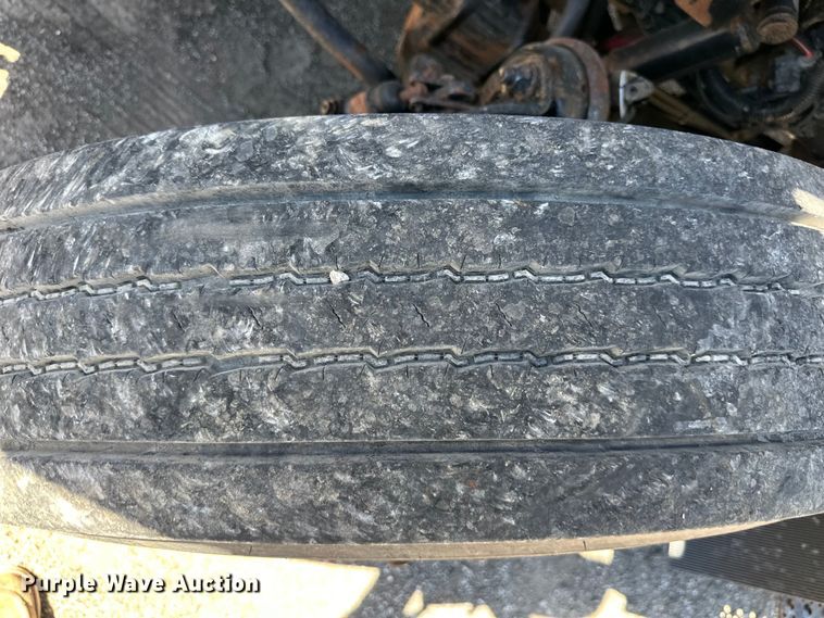 image for item EJ6868 2015 International  7300 dump truck