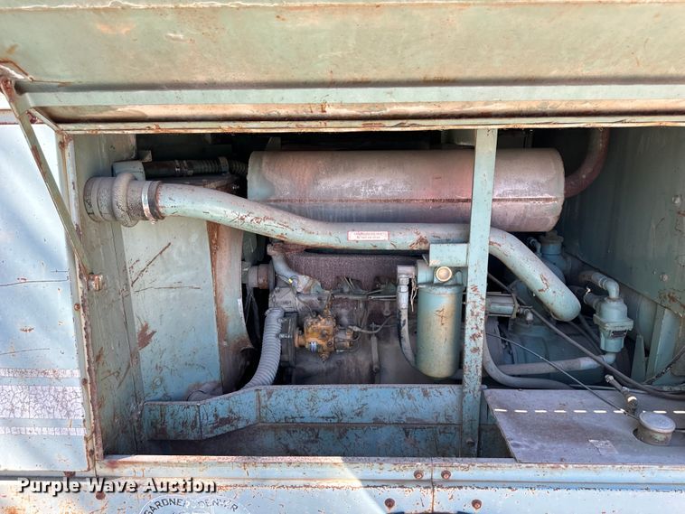 image for item EJ6869 Gardner Denver  air compressor