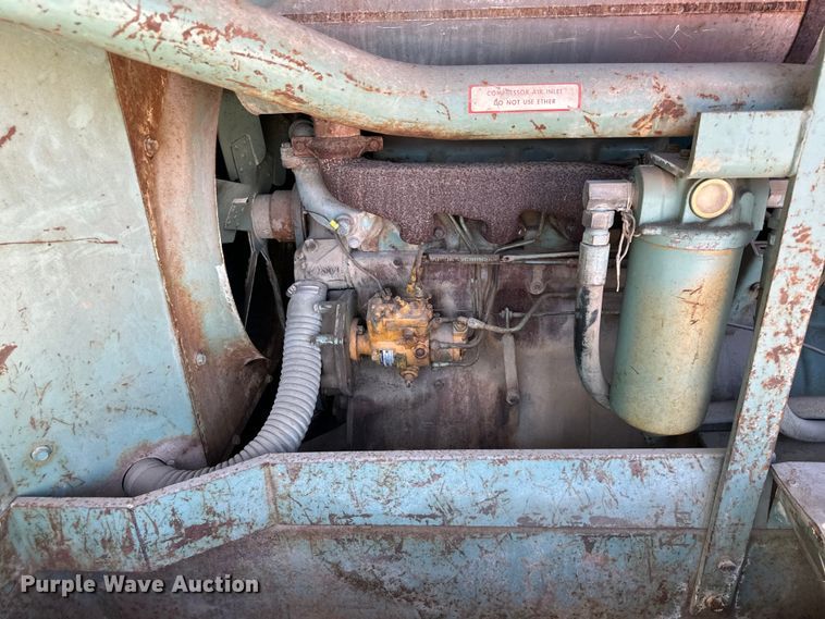 image for item EJ6869 Gardner Denver  air compressor