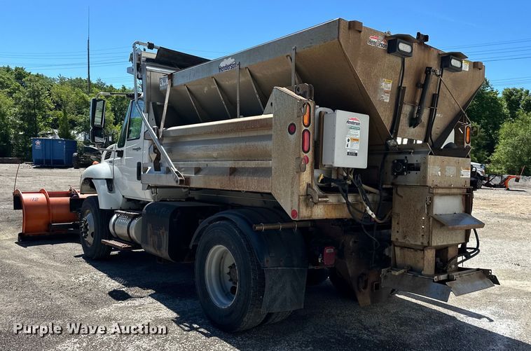 image for item EJ6870 2014 International  7300 dump truck