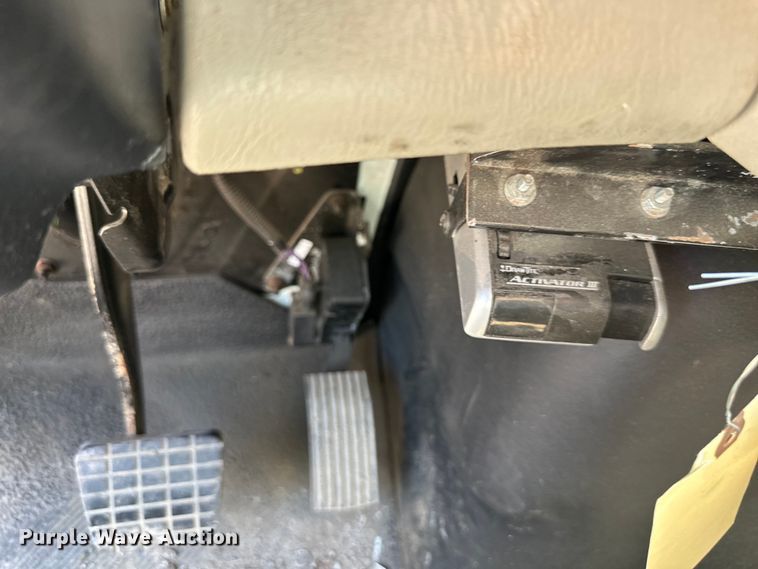 image for item EJ6870 2014 International  7300 dump truck