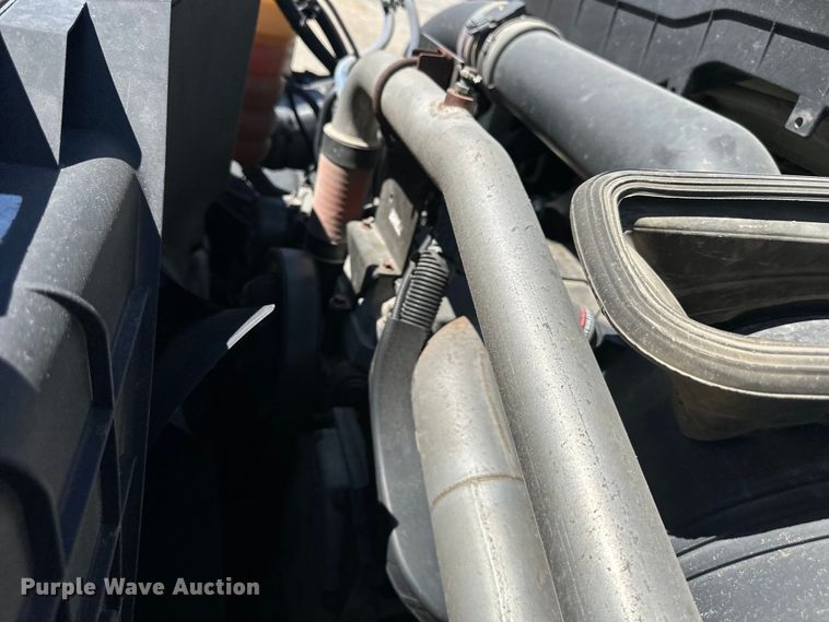 image for item EJ6870 2014 International  7300 dump truck