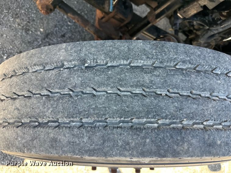 image for item EJ6870 2014 International  7300 dump truck