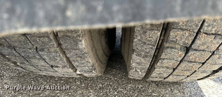 image for item EJ6870 2014 International  7300 dump truck