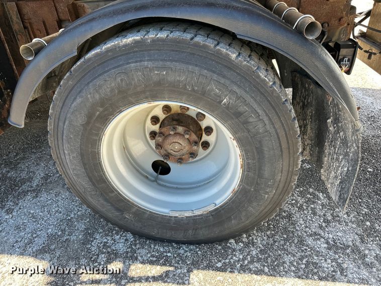 image for item EJ6870 2014 International  7300 dump truck