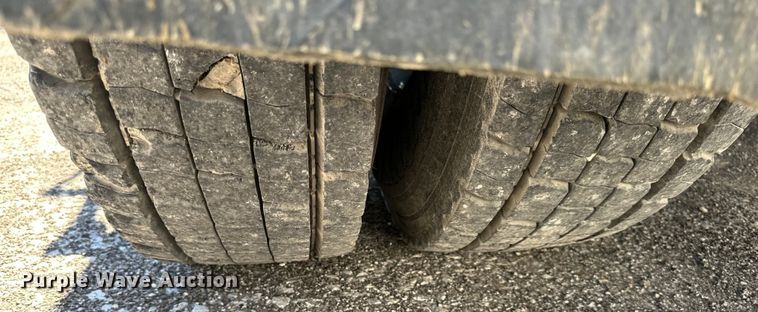 image for item EJ6870 2014 International  7300 dump truck